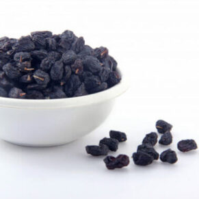Sun-Dried Black Raisins (منقیٰ سیاہ)