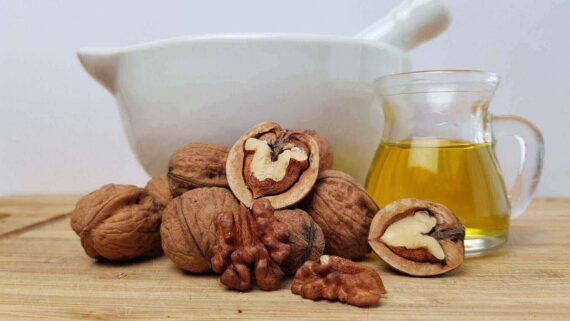 Organic Walnut Oil (Special Product for Skin Care)