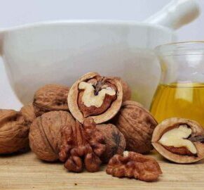 Organic Walnut Oil (Special Product for Skin Care)
